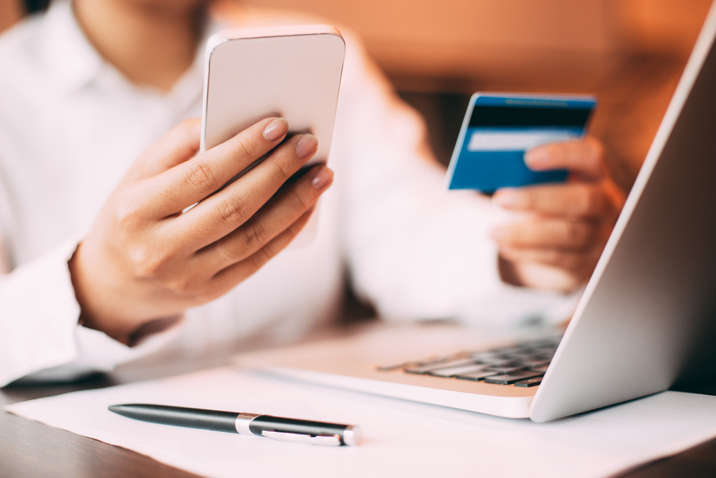 Ce inseamna sold debitor si sold creditor: Debit si credit pe intelesul tuturor
